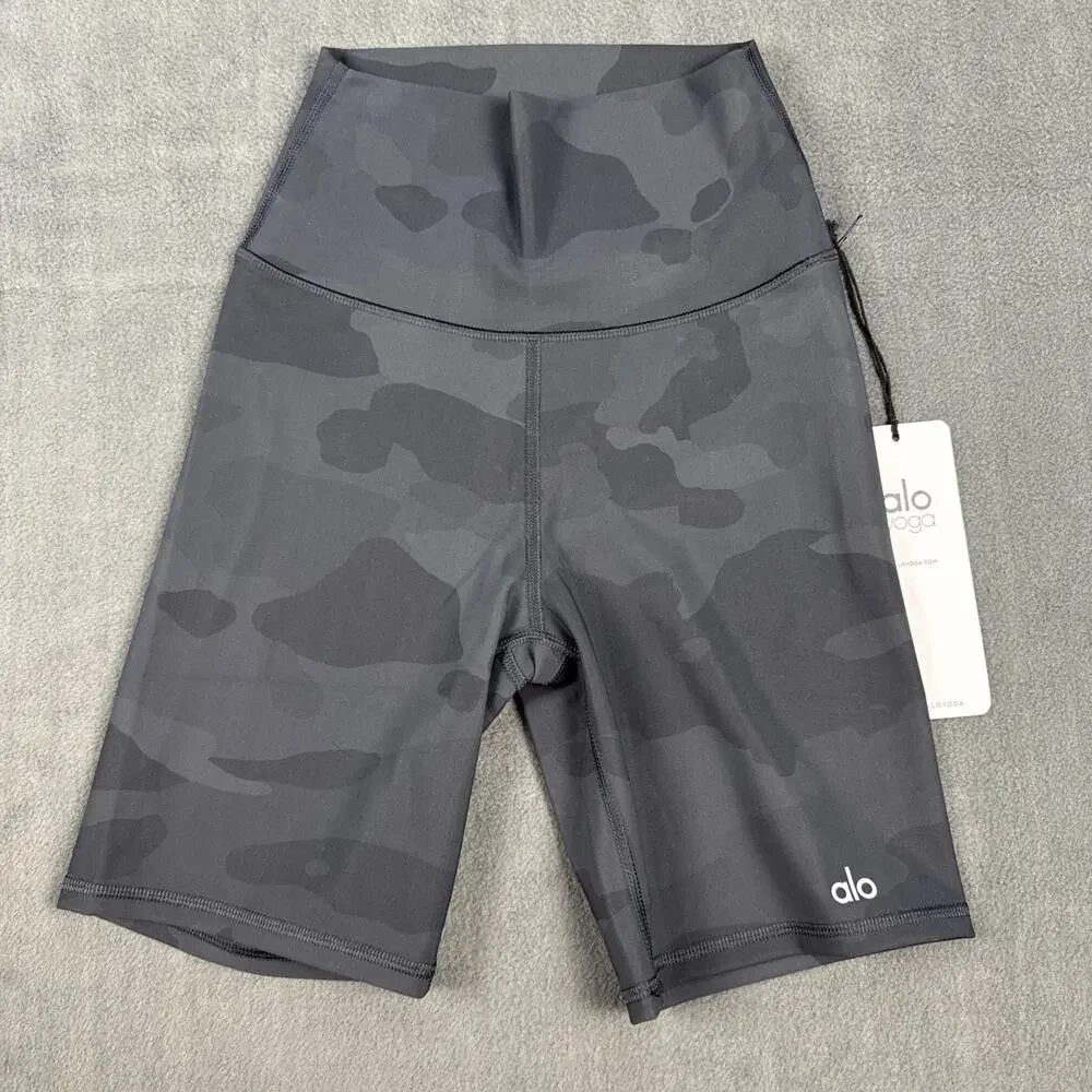 ALO Yoga Size XS Black Camo High Waist Compression Stretch Biker Shorts Womens